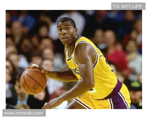 比尔拉塞尔对篮球团队合作的深刻见解与实践探索 比尔拉塞尔对篮球团队合作的深刻见解与实践探索