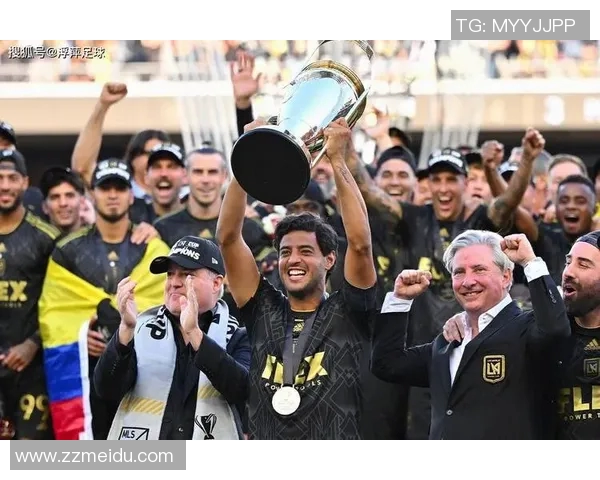 全球足球明星云集的顶级联赛揭示了竞技与魅力的完美结合 全球足球明星云集的顶级联赛揭示了竞技与魅力的完美结合