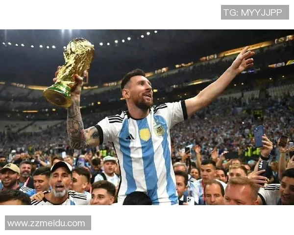 追逐梅西的梦想者们:他们如何在绿茵场上模仿足球巨星的风采与技巧